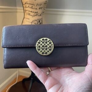COACH Brown Leather Continental Wallet Gold MultiC Logo Clasp